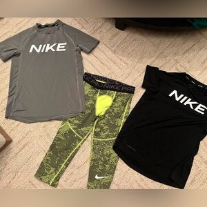 Nike Pro Bundle Dryfit shirts + leggings